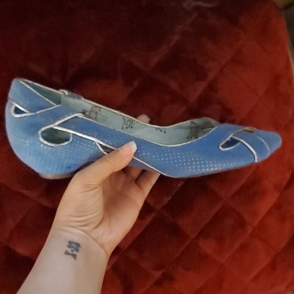 Irregular Choice Duchess blue suede flats 6.5/ 37 - Picture 3 of 3